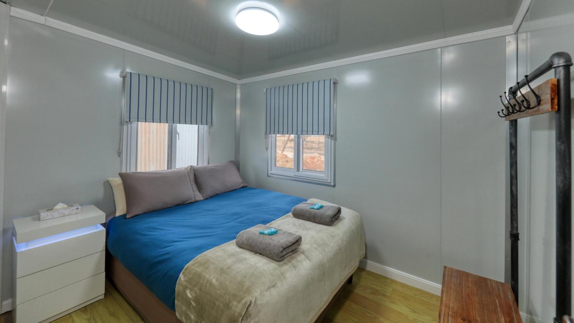 White Cliffs Self Contained Cabin Accommodation Esterno foto